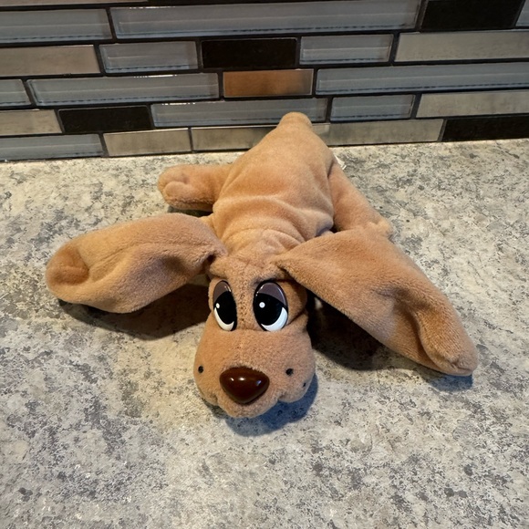 Vintage 1995 Pound Puppies Galoob 7” Tan/Light Brown Puppy - Picture 1 of 2